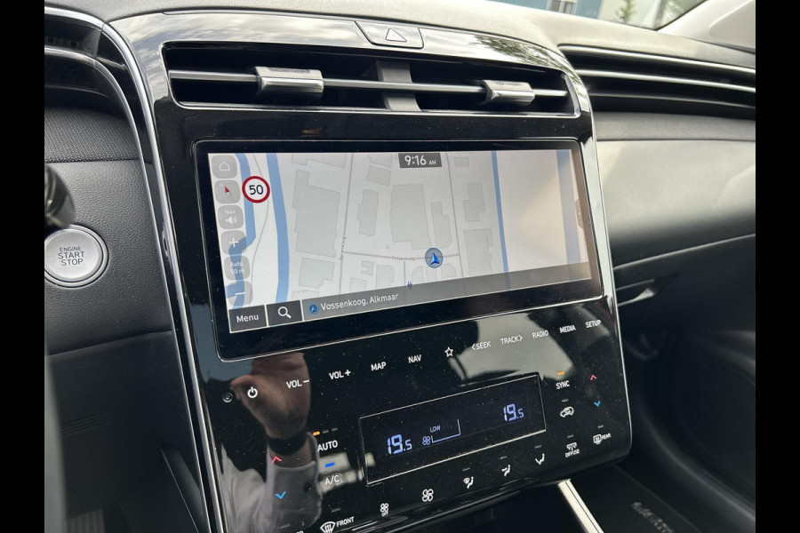 Hyundai Tucson 1.6 T-GDI PHEV Comfort Smart 4WD | navigatie | 19" Premium velgen | trekhaak |