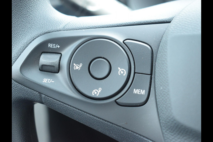 Opel Corsa Electric 50 kWh 3 FASE | ACHTERUITRIJCAMERA MET SENSOREN | CARPLAY | E.C.C. |