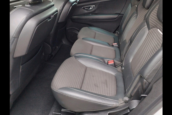 Renault Grand Scénic 1.3 TCe Intens 7p. | 7-zitter | Zwart dak | Half lederen bekleding |