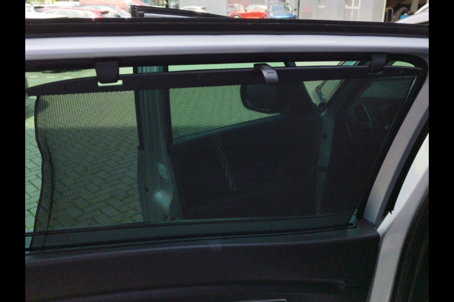 Renault Grand Scénic 1.3 TCe Intens 7p. | 7-zitter | Zwart dak | Half lederen bekleding |