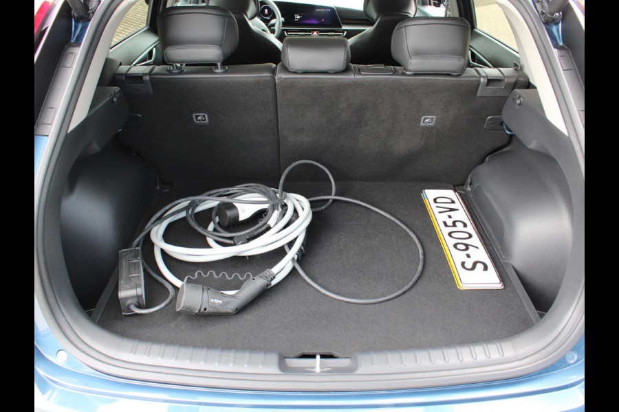 Kia Niro EV DynamicPlusLine 64.8 kWh | Trekhaak | Schuifkanteldak | Stoel en stuurverwarming |