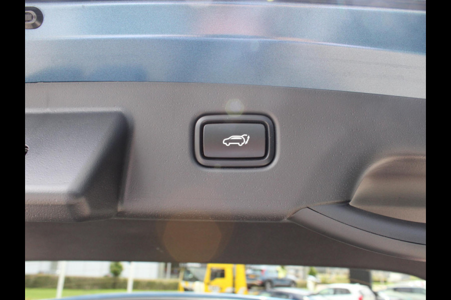 Kia Niro EV DynamicPlusLine 64.8 kWh | Trekhaak | Schuifkanteldak | Stoel en stuurverwarming |