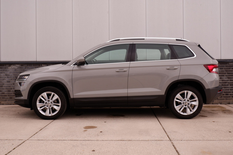 Škoda Karoq 1.5 TSI ACT Business Edition | Pano | LED | Carplay | Virtual | Camera | Navi
