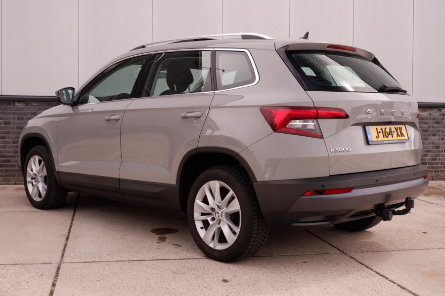 Škoda Karoq 1.5 TSI ACT Business Edition | Pano | LED | Carplay | Virtual | Camera | Navi