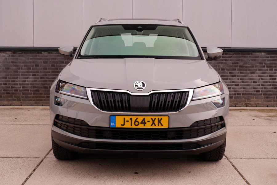 Škoda Karoq 1.5 TSI ACT Business Edition | Pano | LED | Carplay | Virtual | Camera | Navi