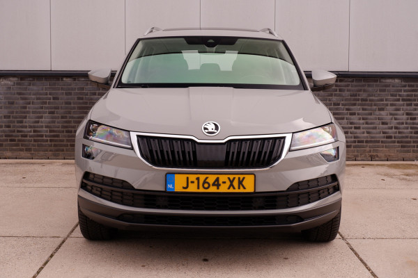 Škoda Karoq 1.5 TSI ACT Business Edition | Pano | LED | Carplay | Virtual | Camera | Navi
