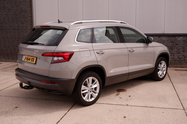 Škoda Karoq 1.5 TSI ACT Business Edition | Pano | LED | Carplay | Virtual | Camera | Navi
