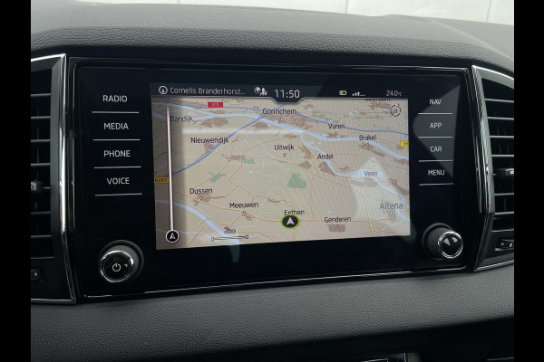 Škoda Karoq 1.5 TSI ACT Business Edition | Pano | LED | Carplay | Virtual | Camera | Navi