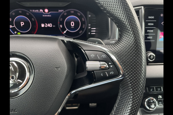 Škoda Karoq 1.5 TSI ACT Business Edition | Pano | LED | Carplay | Virtual | Camera | Navi