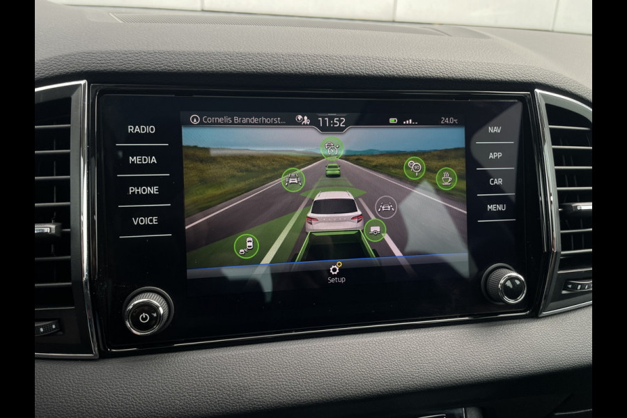 Škoda Karoq 1.5 TSI ACT Business Edition | Pano | LED | Carplay | Virtual | Camera | Navi