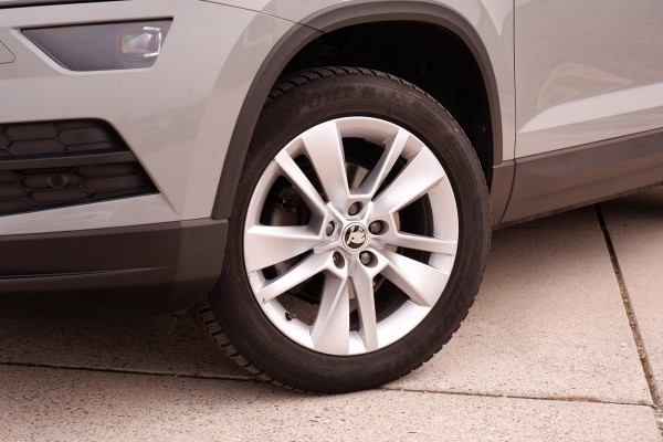 Škoda Karoq 1.5 TSI ACT Business Edition | Pano | LED | Carplay | Virtual | Camera | Navi