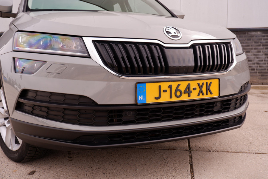 Škoda Karoq 1.5 TSI ACT Business Edition | Pano | LED | Carplay | Virtual | Camera | Navi