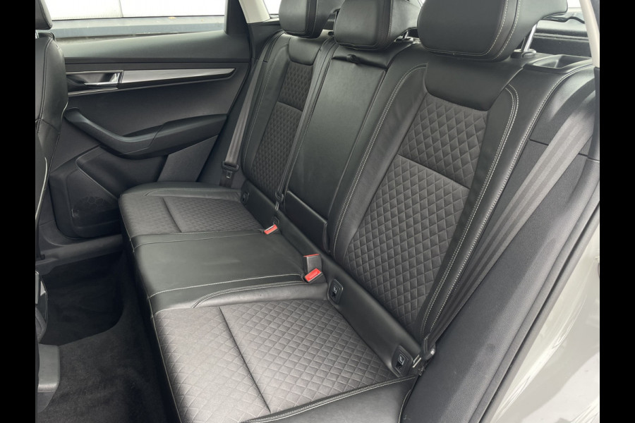 Škoda Karoq 1.5 TSI ACT Business Edition | Pano | LED | Carplay | Virtual | Camera | Navi