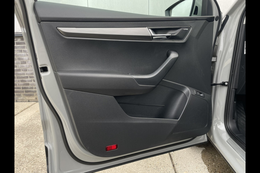 Škoda Karoq 1.5 TSI ACT Business Edition | Pano | LED | Carplay | Virtual | Camera | Navi
