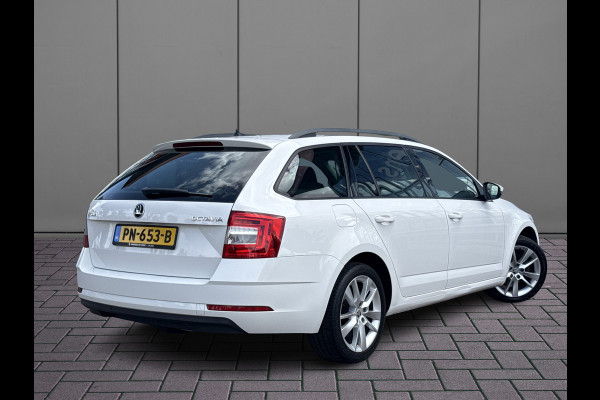 Škoda Octavia Combi 1.0 TSI Ambition Business | NL-auto | Navi | Carplay | Clima | PDC | BTW