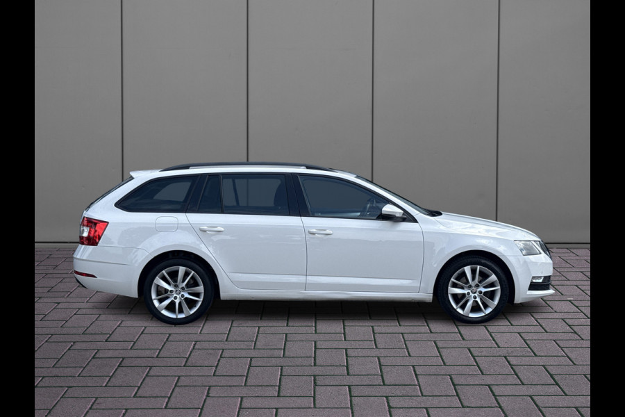 Škoda Octavia Combi 1.0 TSI Ambition Business | NL-auto | Navi | Carplay | Clima | PDC | BTW