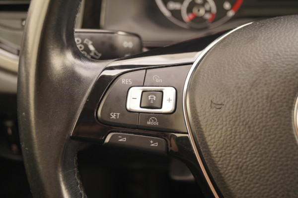 Volkswagen Polo 1.6 TDI DSG Comfortline -ECC-PDC-ACC-CARPLAY-