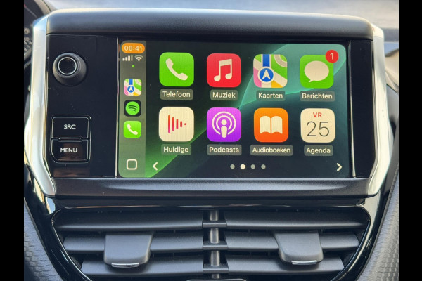 Peugeot 2008 1.2 PureTech GT-line Cruise Control Climate control Parkeersensor Verwarmde stoelen Apple / Android Carplay