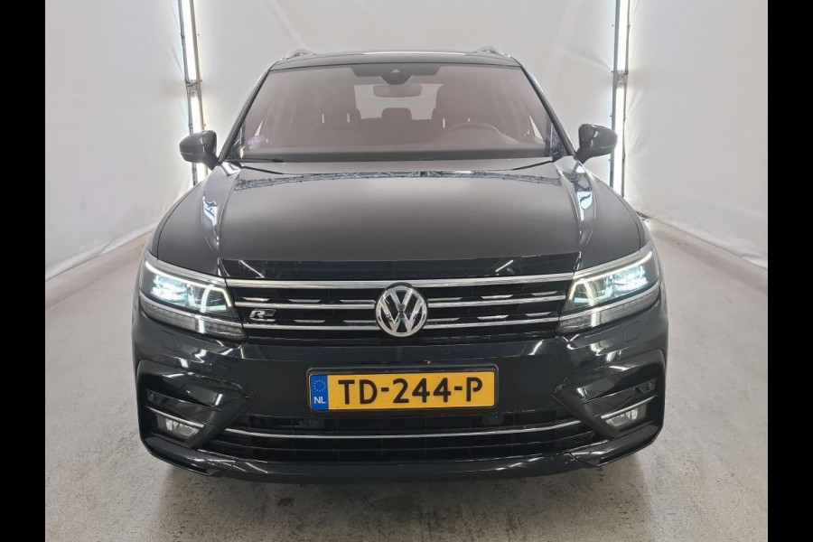 Volkswagen Tiguan Allspace 150PK R-LINE HIGHLINE PANORAMADAK VIRTUAL LEDER LED NAP BOMVOL NEDERLANDSE AUTO