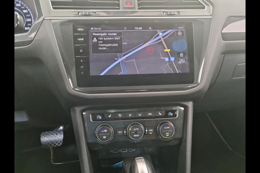 Volkswagen Tiguan Allspace 150PK R-LINE HIGHLINE PANORAMADAK VIRTUAL LEDER LED NAP BOMVOL NEDERLANDSE AUTO
