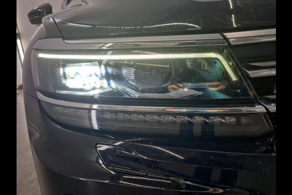 Volkswagen Tiguan Allspace 150PK R-LINE HIGHLINE PANORAMADAK VIRTUAL LEDER LED NAP BOMVOL NEDERLANDSE AUTO
