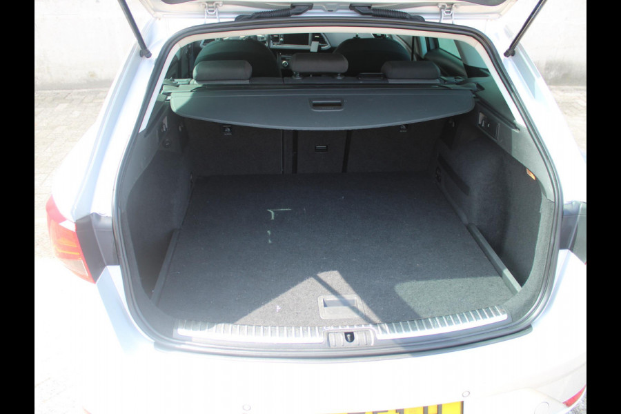 Seat León ST 1.0 EcoTSI Style Business Intense | NAVIGATIE | TREKHAAK |