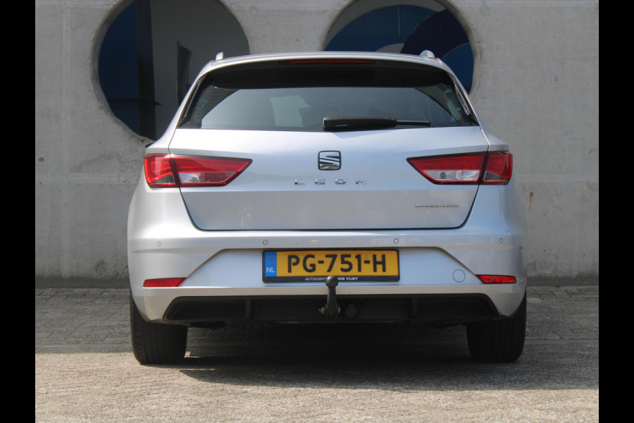 Seat León ST 1.0 EcoTSI Style Business Intense | NAVIGATIE | TREKHAAK |