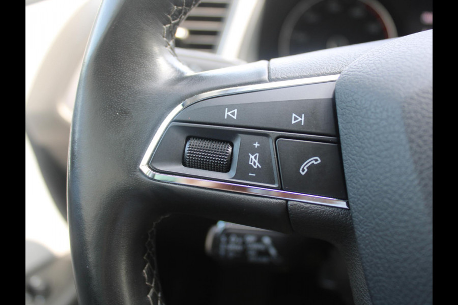 Seat León ST 1.0 EcoTSI Style Business Intense | NAVIGATIE | TREKHAAK |
