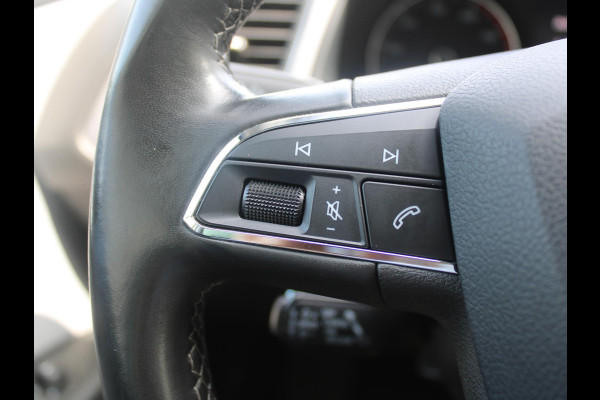 Seat León ST 1.0 EcoTSI Style Business Intense | NAVIGATIE | TREKHAAK |