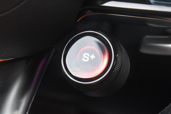 Mercedes-Benz C-Klasse AMG 43 4MATIC Pano Performance HUD Lane 360Camera C43