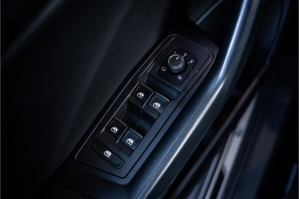 Volkswagen T-Roc 2.0 TSI 4Motion R - Panorama | Keyless | ACC | Beats Audio