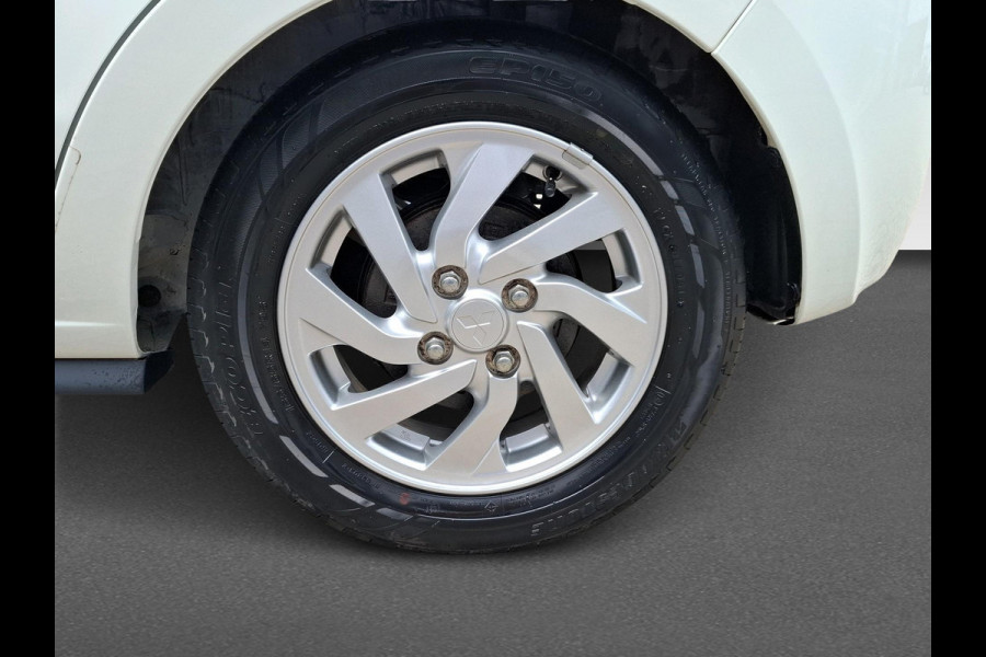 Mitsubishi Space Star 1.0 Active | Navi | Trekhaak | Airco | Lichtmetalen velgen