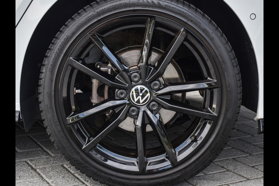 Volkswagen Golf 1.5 eTSI | BLACK-OPTIC | LED | ERGO ACTIVE SEATS+MEMORY | AMBIANCE INTERIEUR |