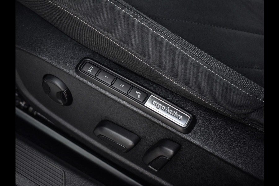 Volkswagen Golf 1.5 eTSI | BLACK-OPTIC | LED | ERGO ACTIVE SEATS+MEMORY | AMBIANCE INTERIEUR |