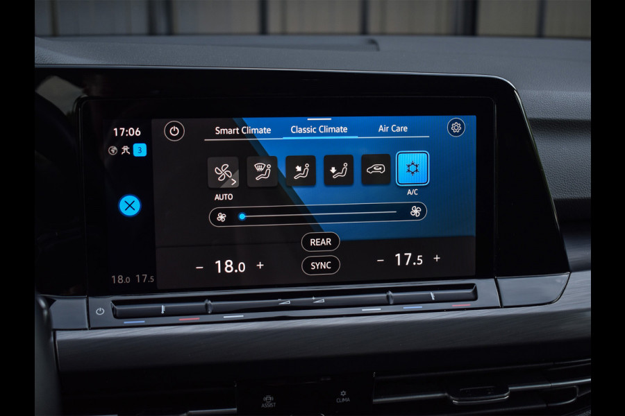 Volkswagen Golf 1.5 eTSI | BLACK-OPTIC | LED | ERGO ACTIVE SEATS+MEMORY | AMBIANCE INTERIEUR |