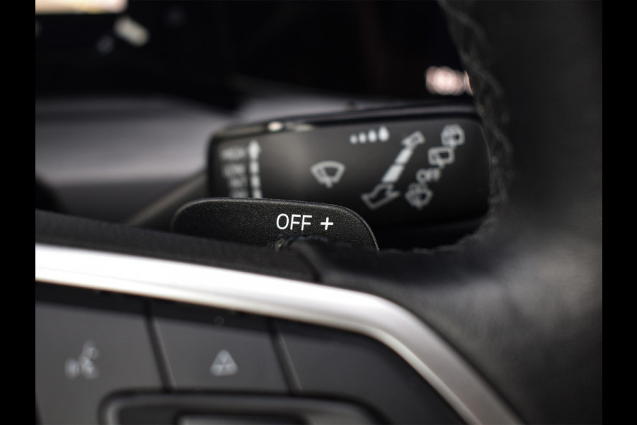 Volkswagen Golf 1.5 eTSI | BLACK-OPTIC | LED | ERGO ACTIVE SEATS+MEMORY | AMBIANCE INTERIEUR |