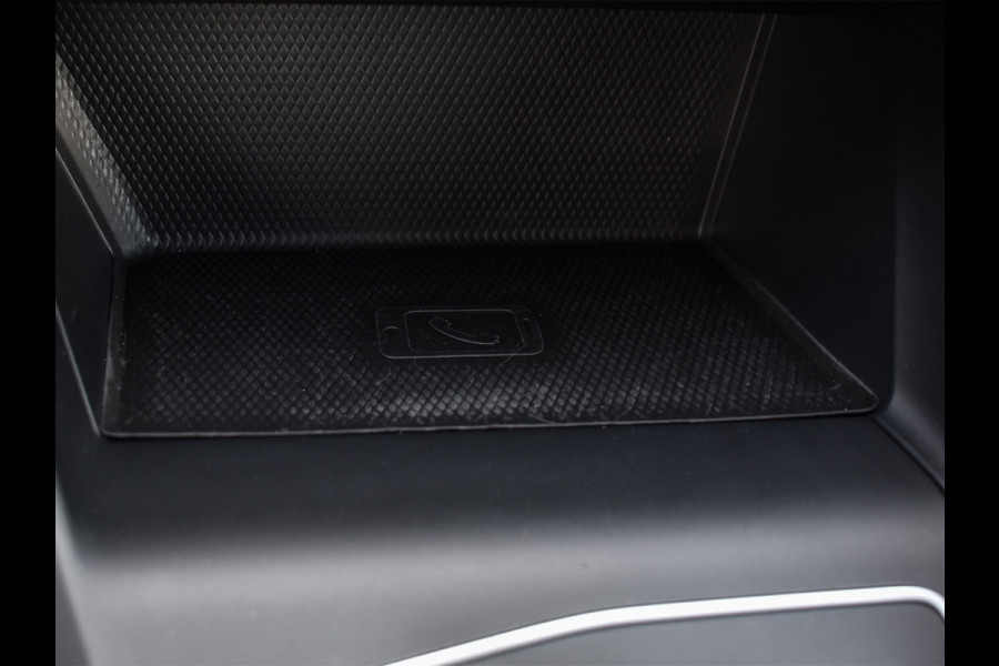 Volkswagen Golf 1.5 eTSI | BLACK-OPTIC | LED | ERGO ACTIVE SEATS+MEMORY | AMBIANCE INTERIEUR |