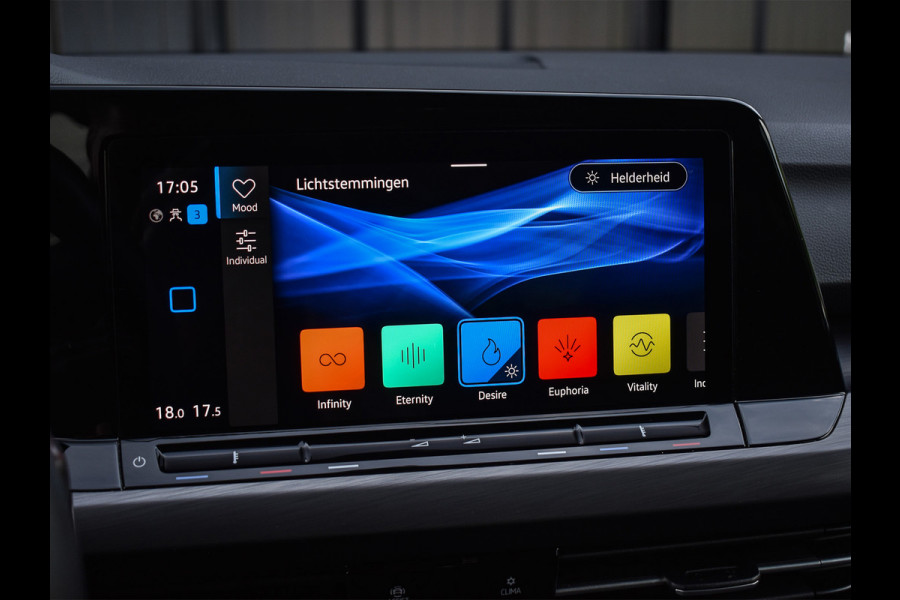Volkswagen Golf 1.5 eTSI | BLACK-OPTIC | LED | ERGO ACTIVE SEATS+MEMORY | AMBIANCE INTERIEUR |