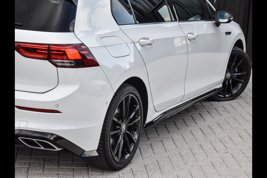 Volkswagen Golf 1.5 eTSI | BLACK-OPTIC | LED | ERGO ACTIVE SEATS+MEMORY | AMBIANCE INTERIEUR |