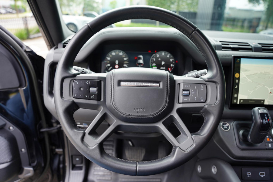 Land Rover Defender 110 P 400 E HSE Dynamic 007 Panorama Dak