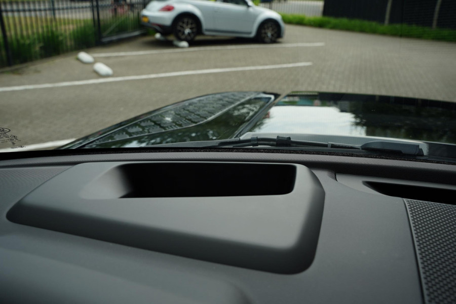Land Rover Defender 110 P 400 E HSE Dynamic 007 Panorama Dak