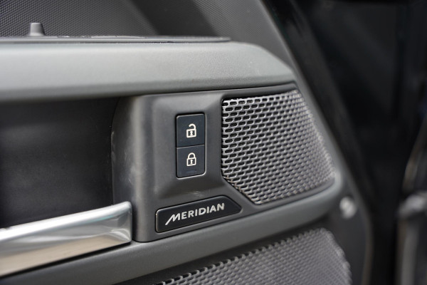 Land Rover Defender 110 P 400 E HSE Dynamic 007 Panorama Dak