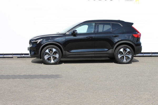 Volvo XC40 B4 211PK Automaat Ultimate Dark Panoramisch schuif-kanteldak / 360graden camera / Adaptieve cruise control / Google infotainment