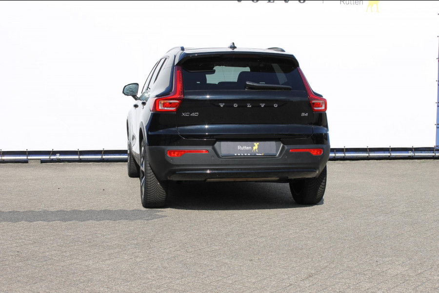 Volvo XC40 B4 211PK Automaat Ultimate Dark Panoramisch schuif-kanteldak / 360graden camera / Adaptieve cruise control / Google infotainment