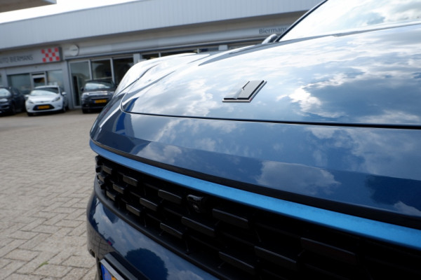 Lynk & Co 01 1.5 Plug-In Hybrid 262pk Fabrieksgarantie TREKHAAK! Rijklaar!