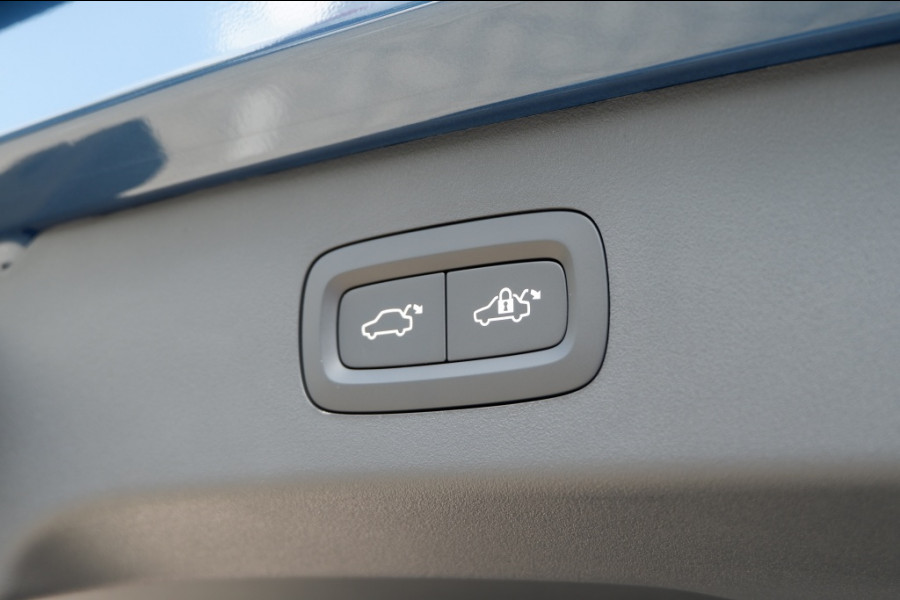 Lynk & Co 01 1.5 Plug-In Hybrid 262pk Fabrieksgarantie TREKHAAK! Rijklaar!