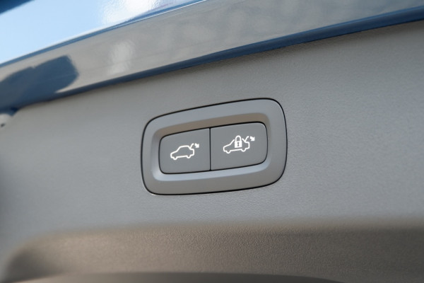Lynk & Co 01 1.5 Plug-In Hybrid 262pk Fabrieksgarantie TREKHAAK! Rijklaar!
