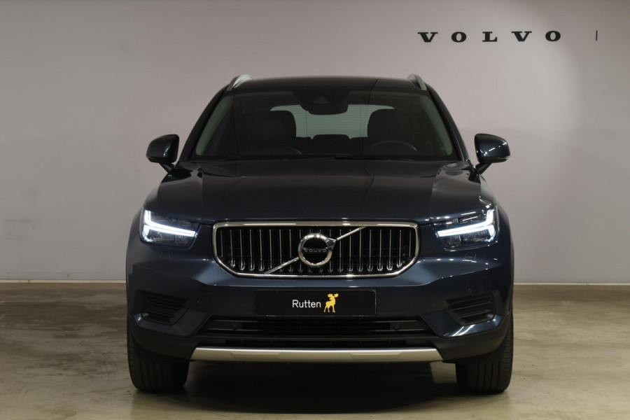 Volvo XC40 T4 211PK Automaat Inscription / Navigatie / Camera / Parkeersensoren / Adaptieve Cruise Control / Elektrische Achterklep / LM Velgen / Trekhaak /