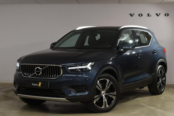 Volvo XC40 T4 211PK Automaat Inscription / Navigatie / Camera / Parkeersensoren / Adaptieve Cruise Control / Elektrische Achterklep / LM Velgen / Trekhaak /