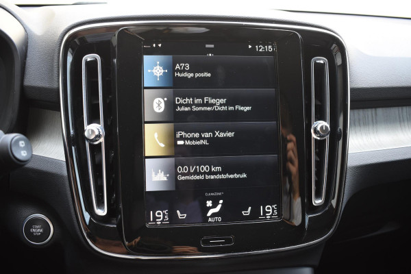 Volvo XC40 T4 211PK Automaat Inscription / Navigatie / Camera / Parkeersensoren / Adaptieve Cruise Control / Elektrische Achterklep / LM Velgen / Trekhaak /
